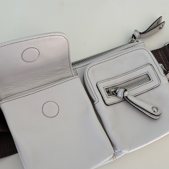 Danier White Belt Bag in White - Picture 5 of 6